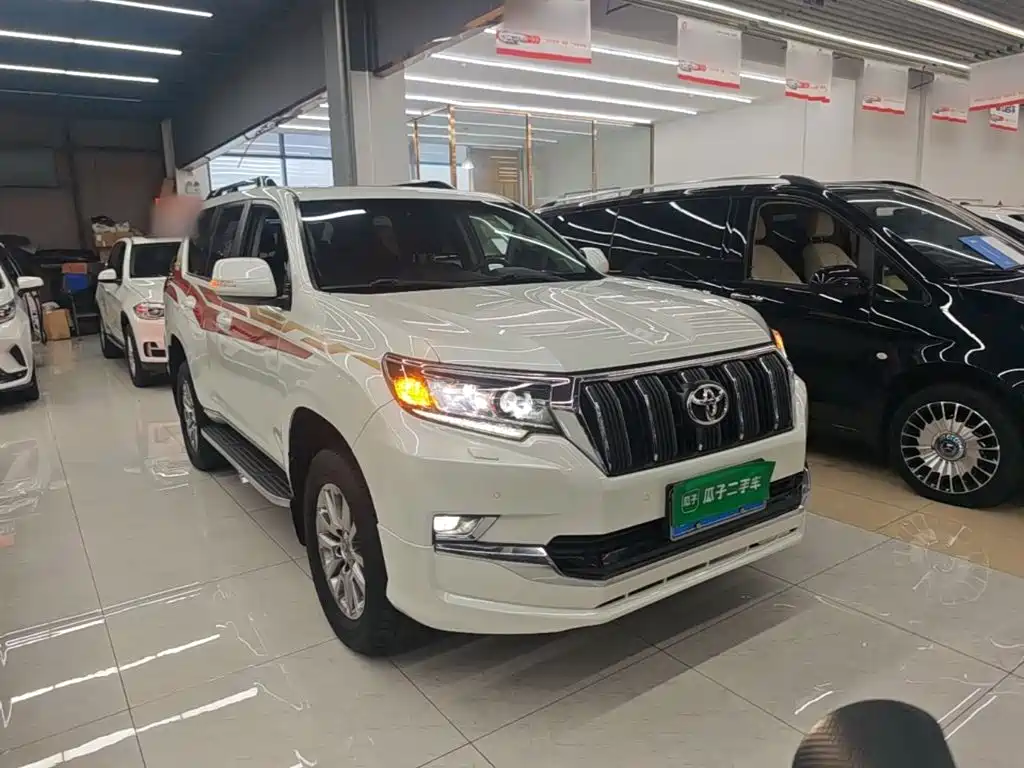 Toyota Prado 2019 — фото 4