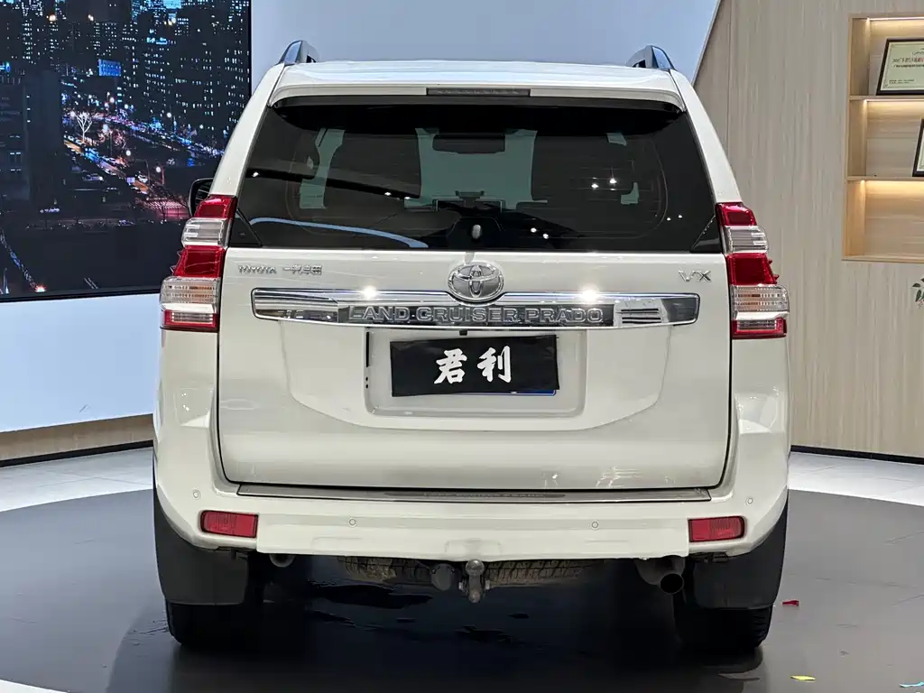 Toyota Prado 2015 — фото 4