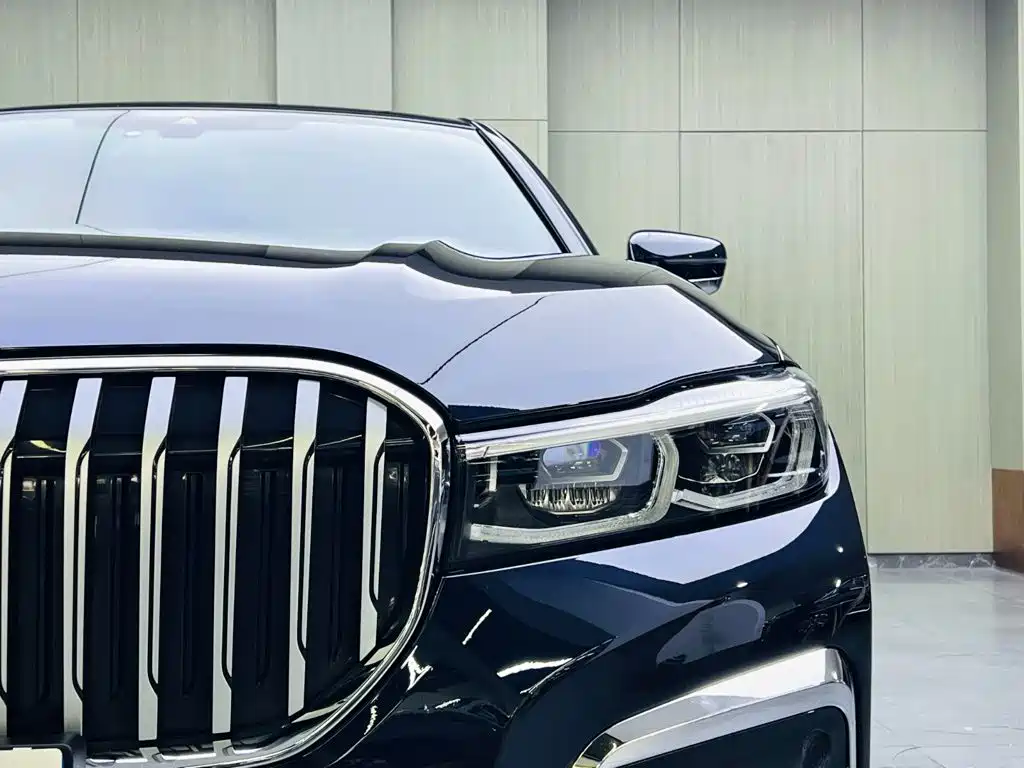 BMW 7 Series 2021 — фото 7