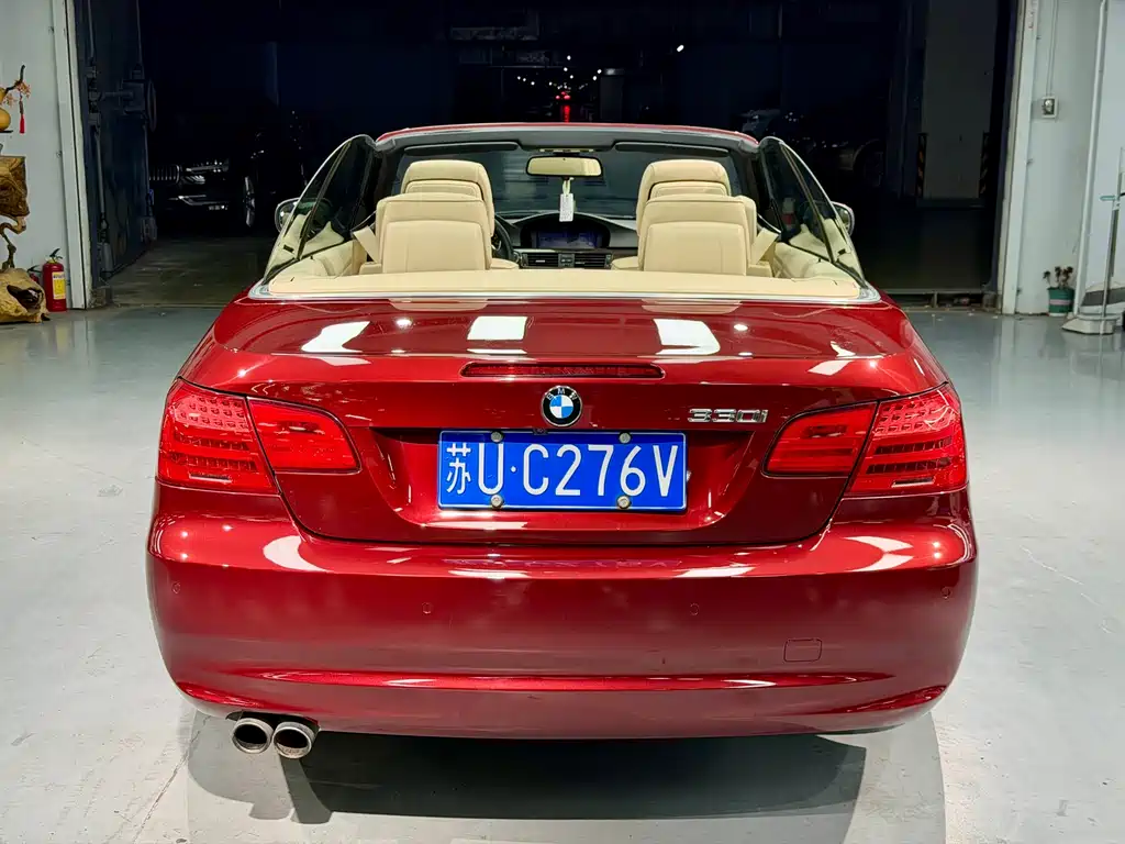 BMW 3 Series 2011