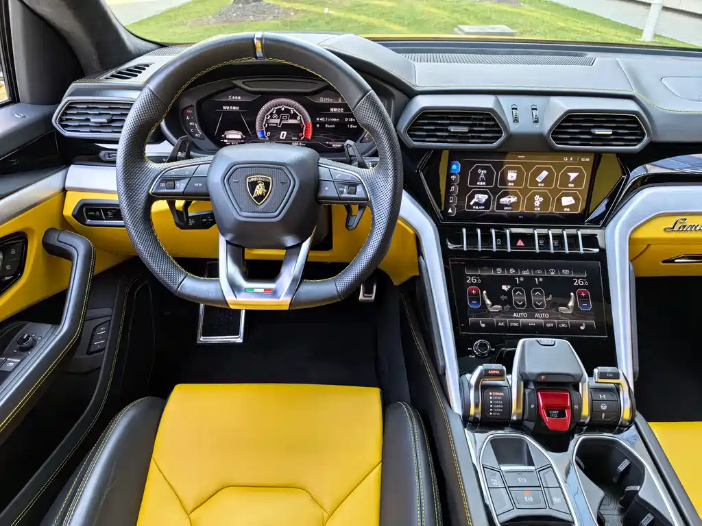 Lamborghini Urus 2023 — фото 22