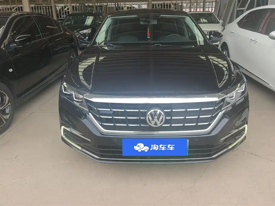 Volkswagen Passat PHEV 2020 — фото 2