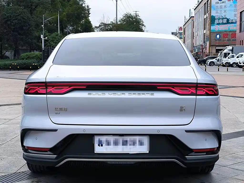 BYD Han 2024