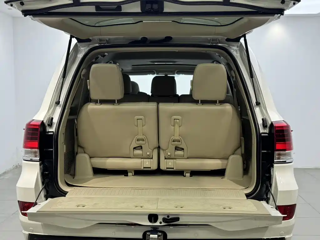 Toyota Land Cruiser 2019 — фото 11