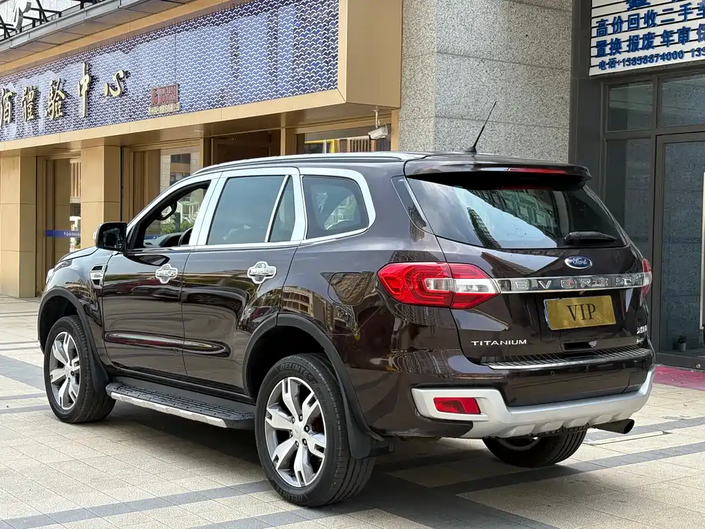 Ford Everest 2018 — фото 4