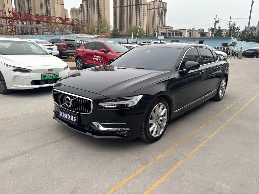 Volvo S90 2020 — фото 1