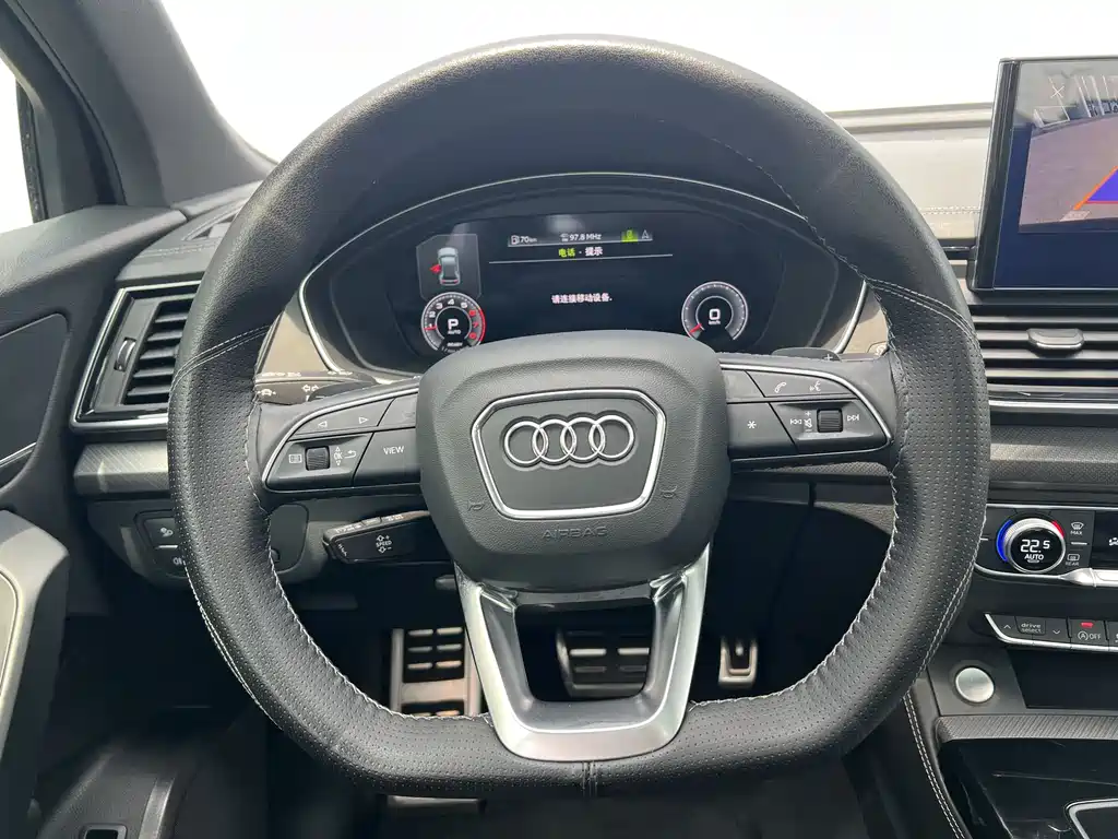 Audi Q5L 2023 — фото 8