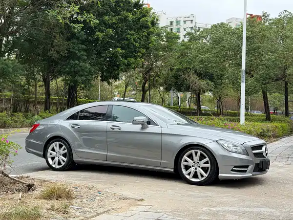 Mercedes-Benz CLS 2012