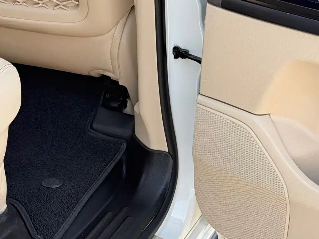 Toyota Land Cruiser 2019 — фото 14