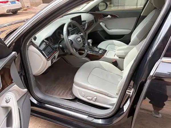 Audi A6L 2012