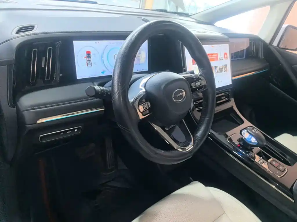 GAC Motor Trumpchi E9 2023 — фото 10