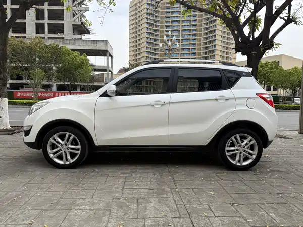 Changan CS35 2016