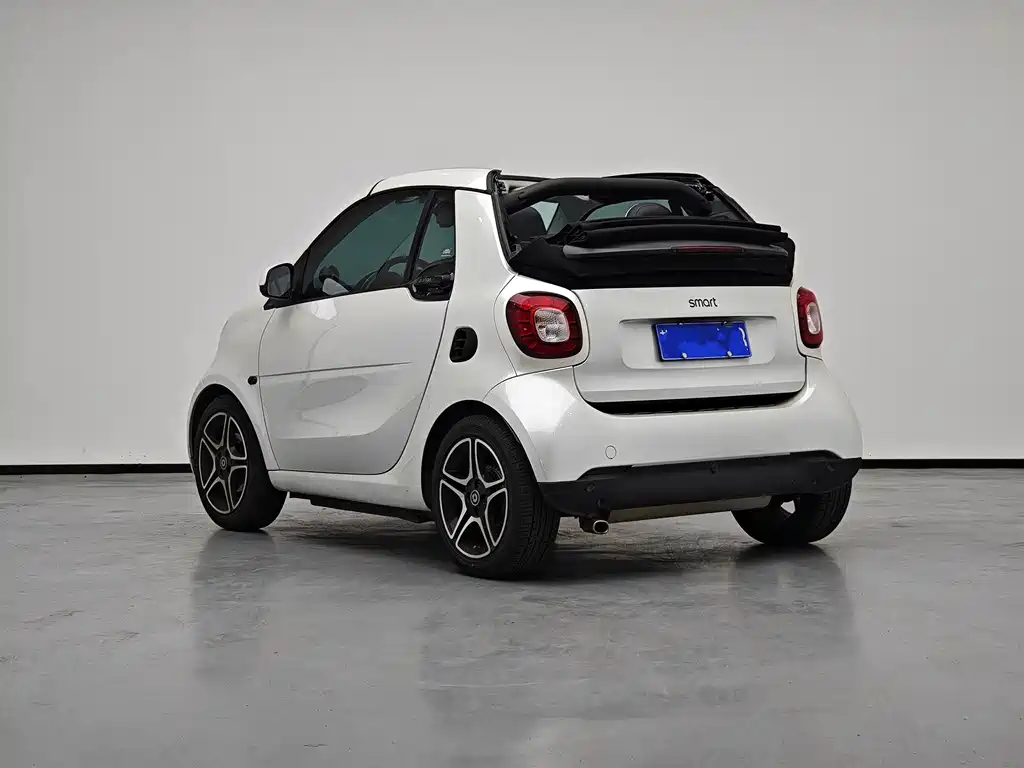 smart fortwo 2017 — фото 4