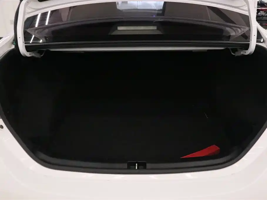Toyota Corolla 2016 — фото 14