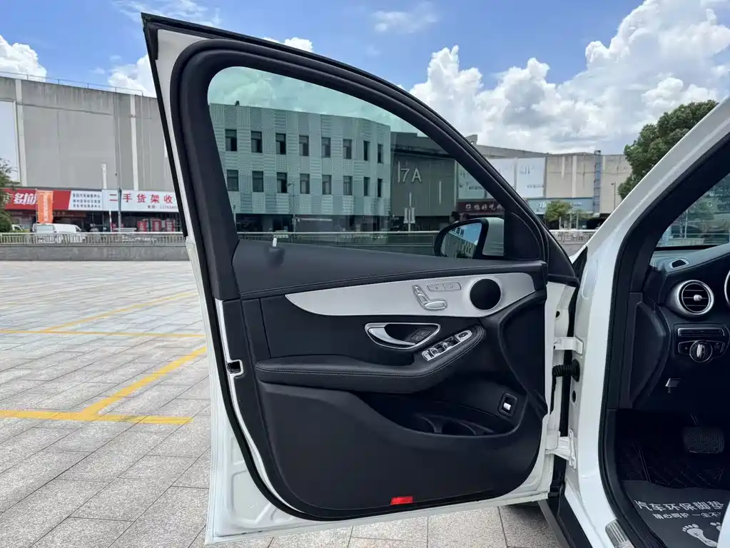 Mercedes-Benz GLC 2021 — фото 10
