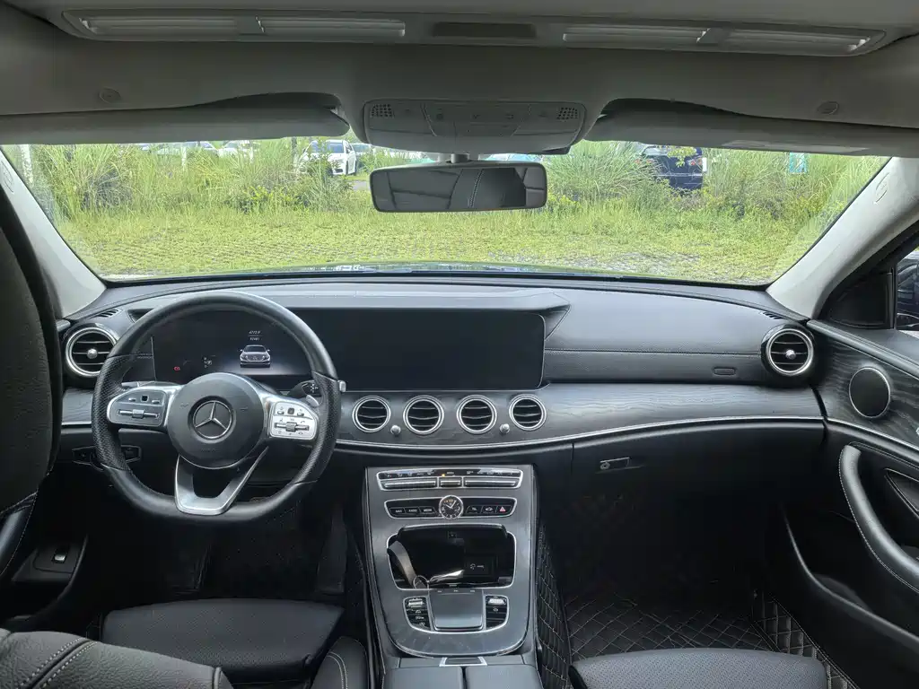 Mercedes-Benz E-Class 2019