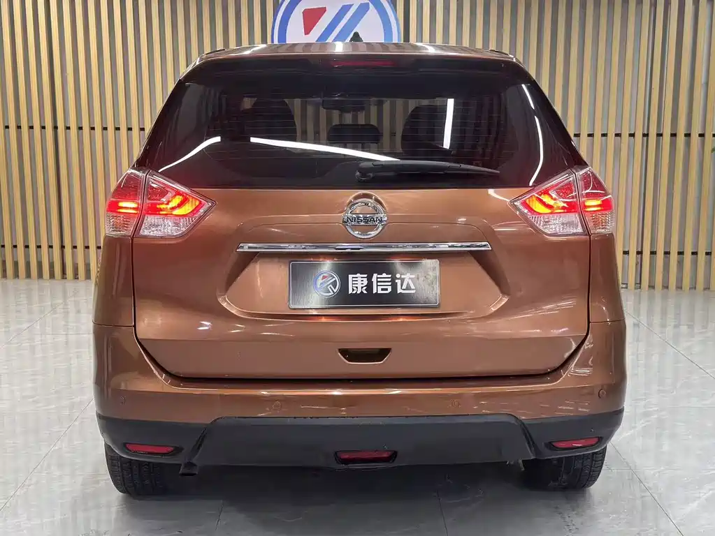 Nissan X-Trail 2015 — фото 9