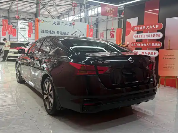 Nissan Teana 2021