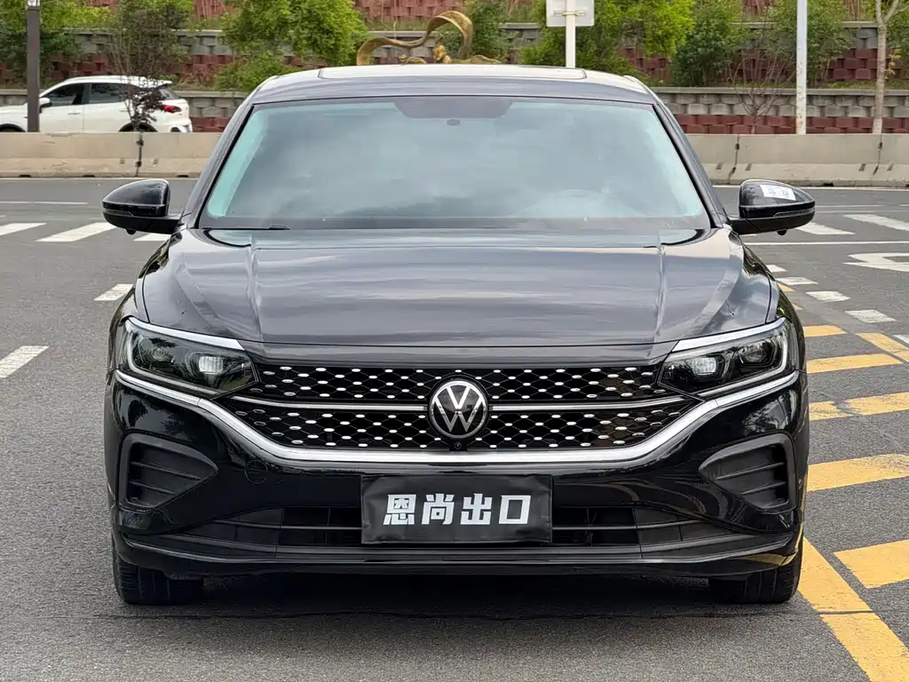 Volkswagen Passat 2022