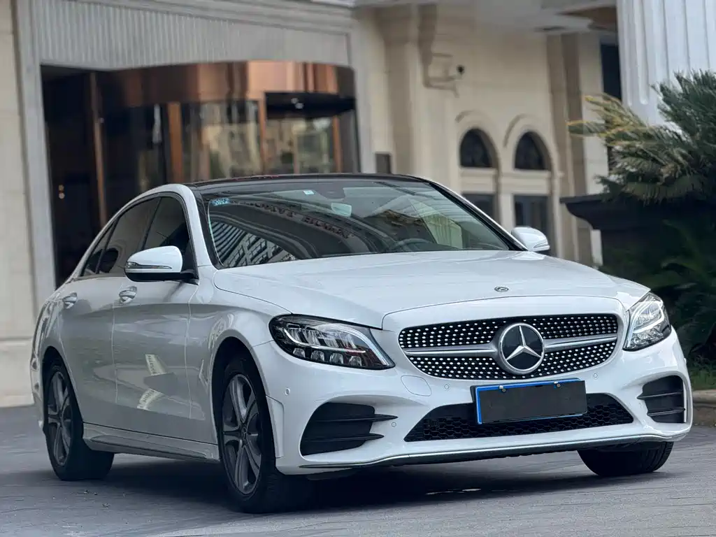 Mercedes-Benz C-Class 2020 — фото 3