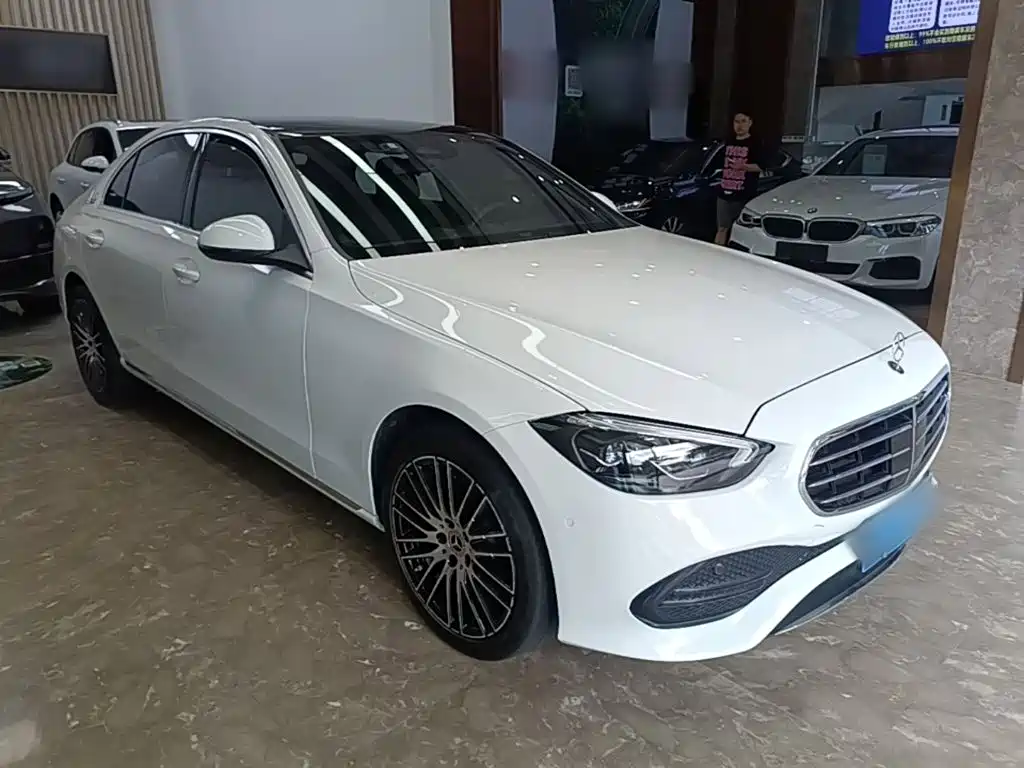 Mercedes-Benz C-Class 2023