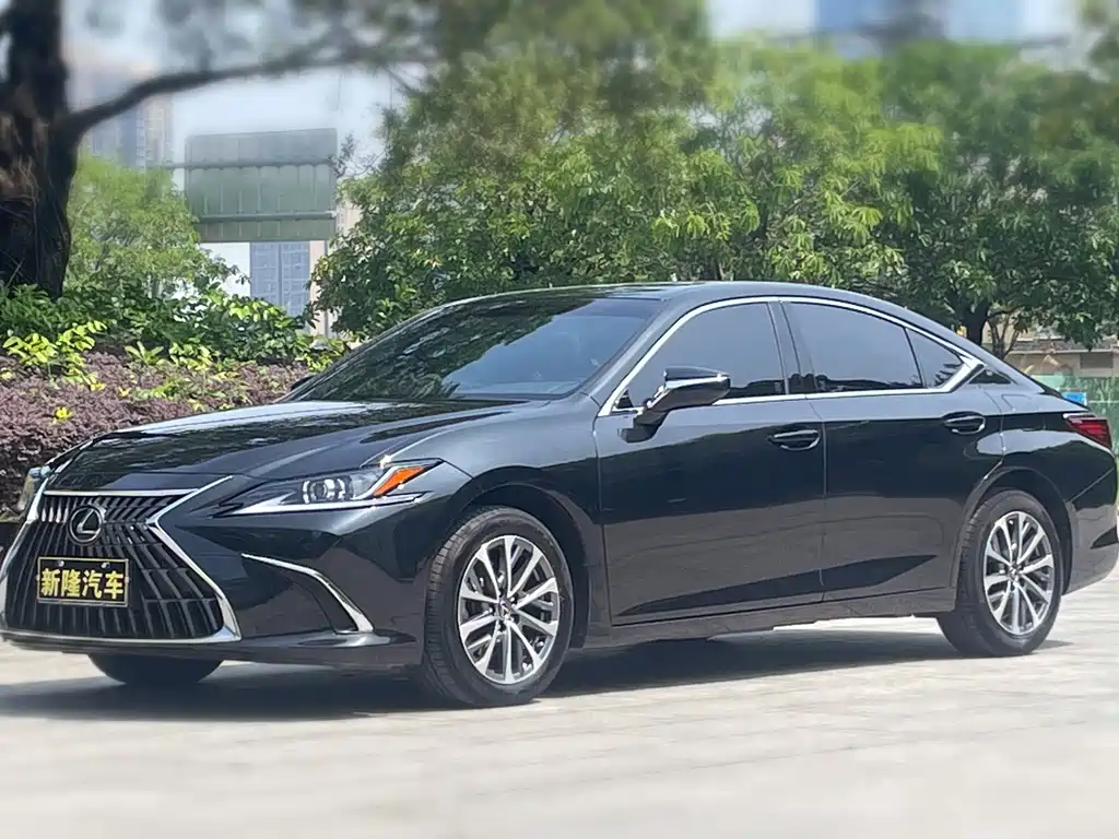 Lexus ES 2023 — фото 9