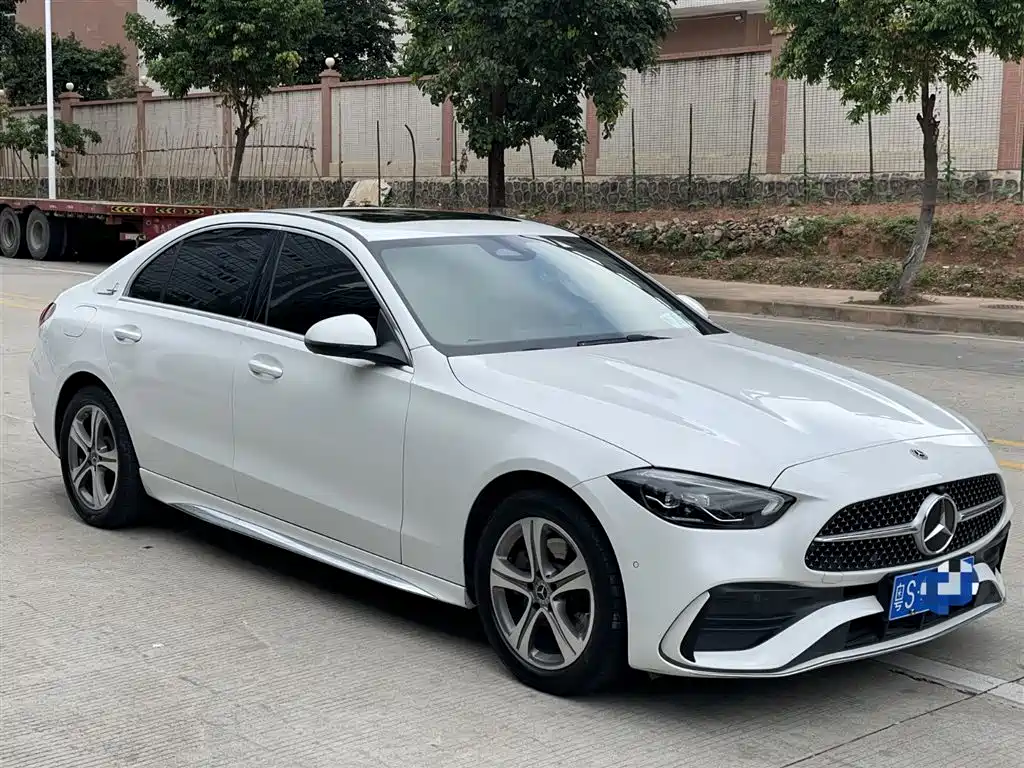 Mercedes-Benz C-Class 2022 — фото 2