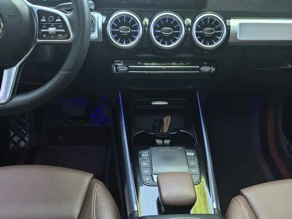 Mercedes-Benz GLB 2022 — фото 14