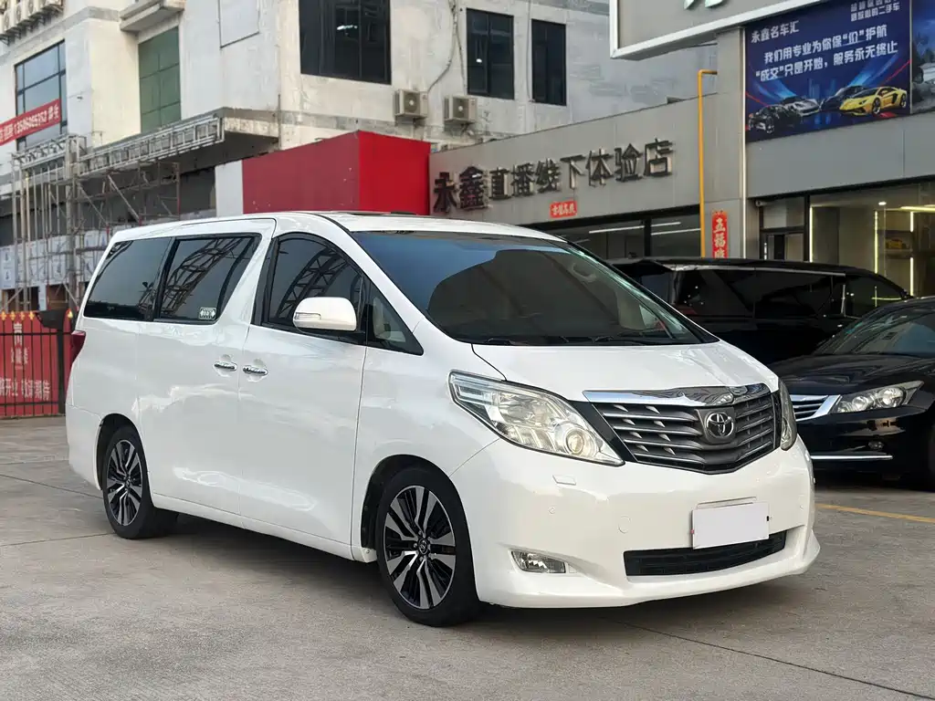 Toyota Alphard 2011 — фото 3