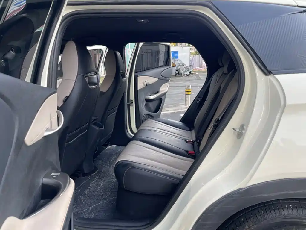 BYD Dolphin 2023 — фото 13