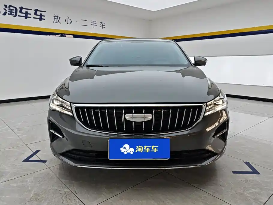Geely Emgrand 2025