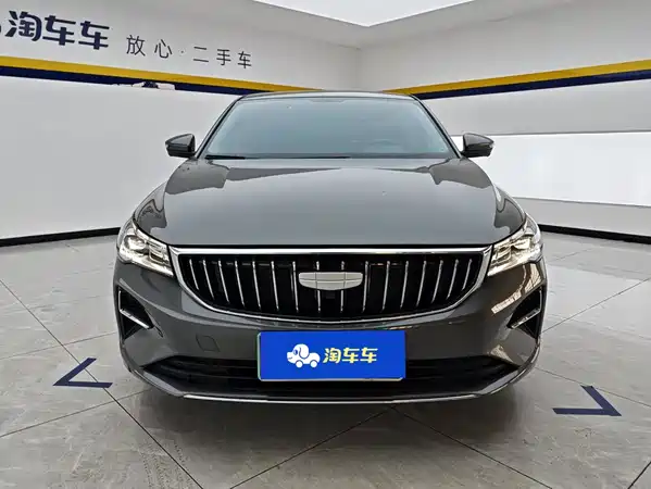 Geely Emgrand 2025
