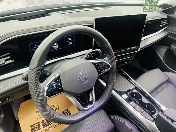 Volkswagen Passat 2025