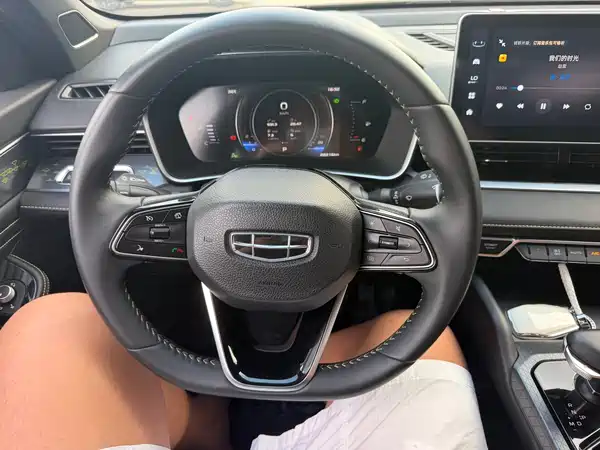 Geely Xingrui 2023