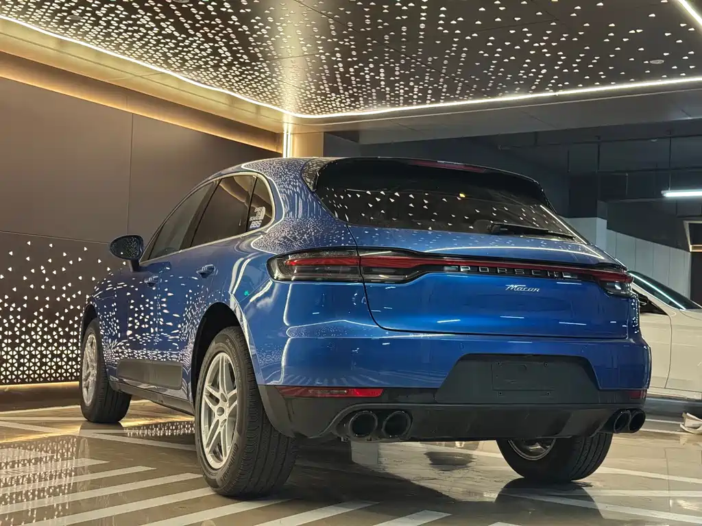 Porsche Macan 2019 — фото 23