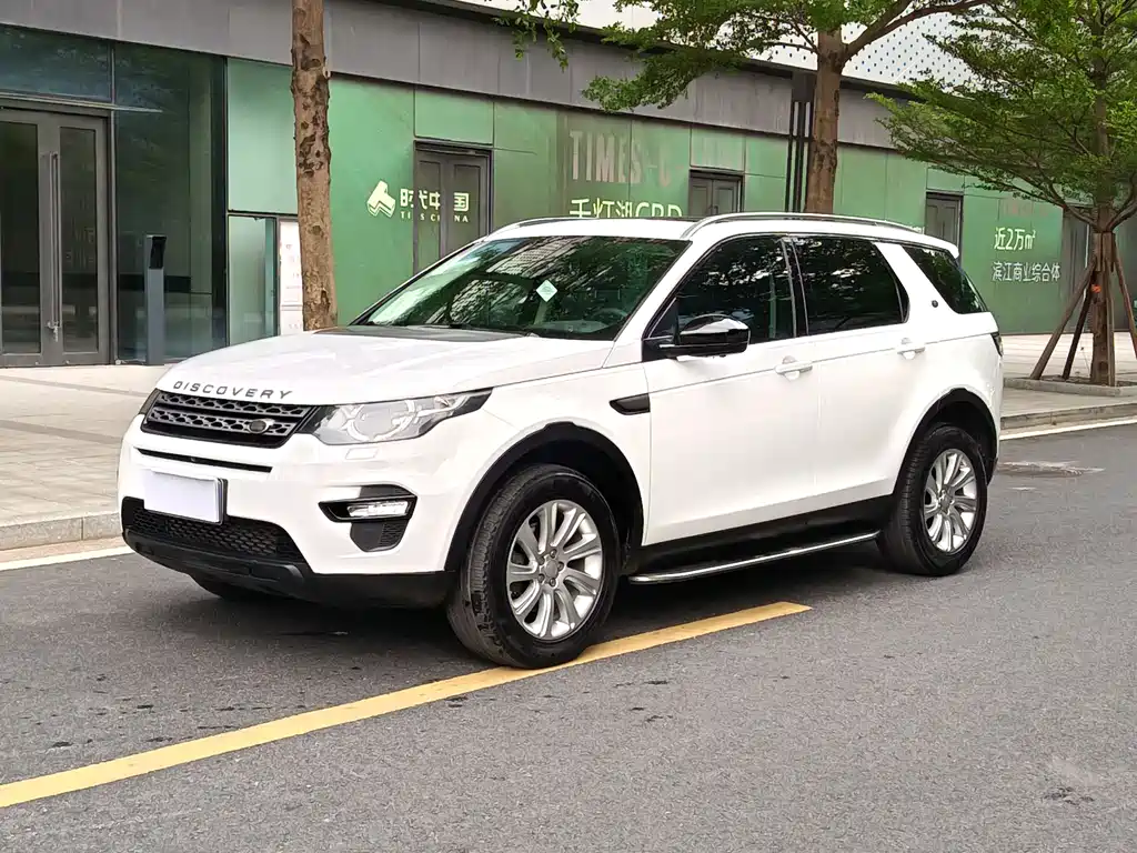 Land Rover Discovery Sport 2017 — фото 1