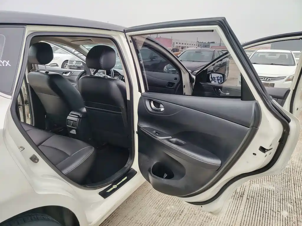 Nissan Tiida 2021