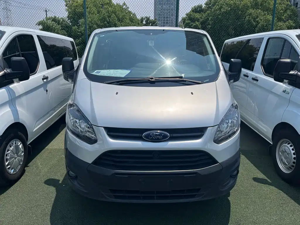 Ford Transit 2018 — фото 2