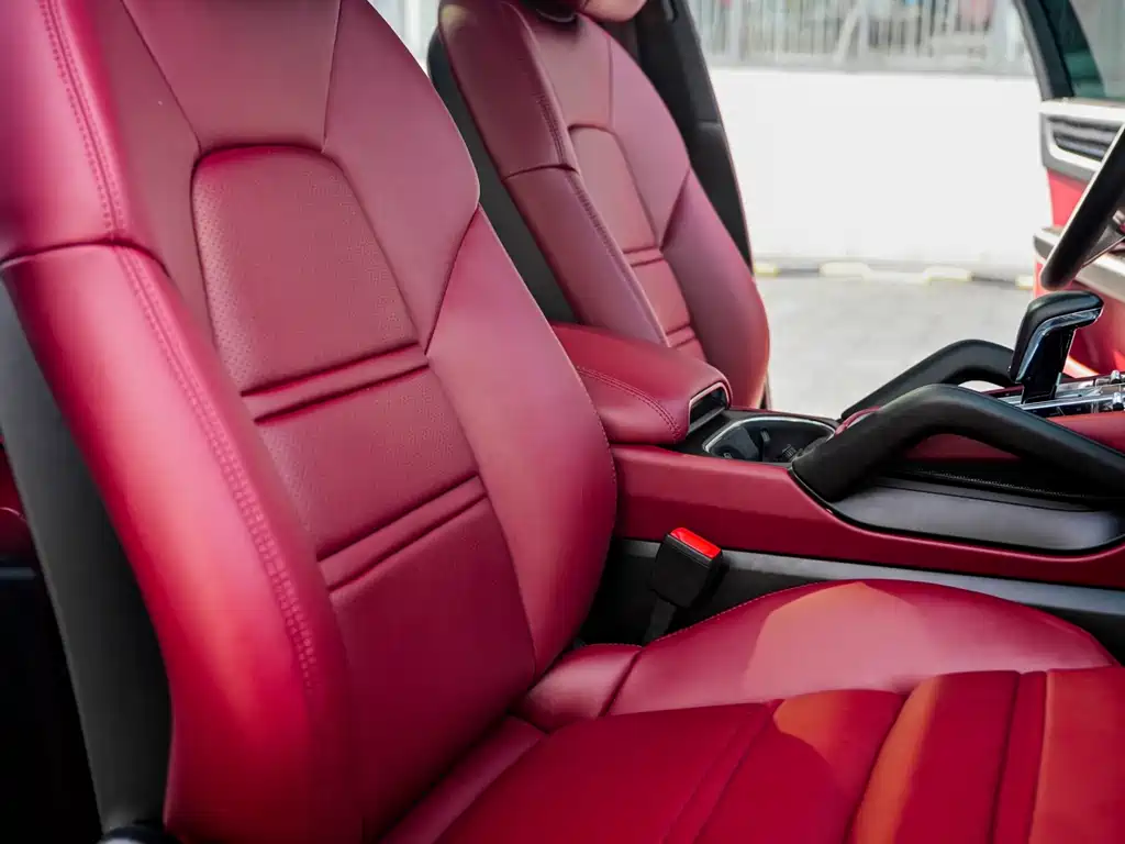 Porsche Cayenne 2021