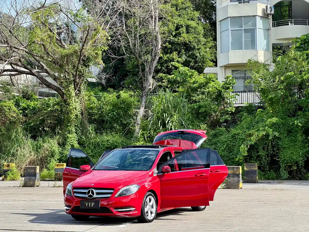 Mercedes-Benz B-Class 2014 — фото 17