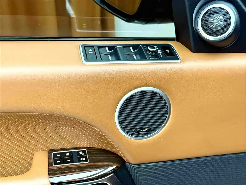 Land Rover Range Rover 2017 — фото 15