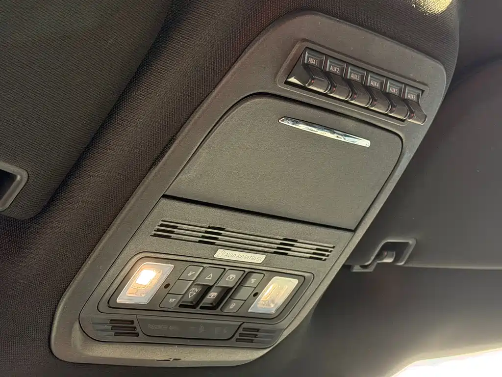 Ford F-150 Raptor 2022 — фото 11