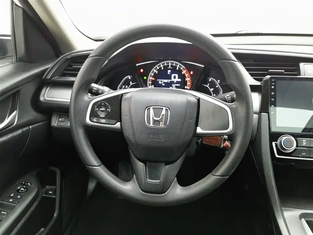 Honda Civic 2017 — фото 11