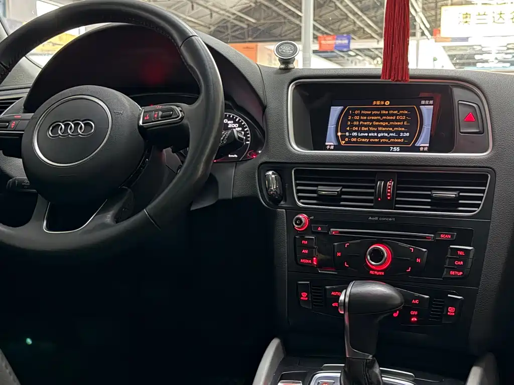 Audi Q5 2018 — фото 7
