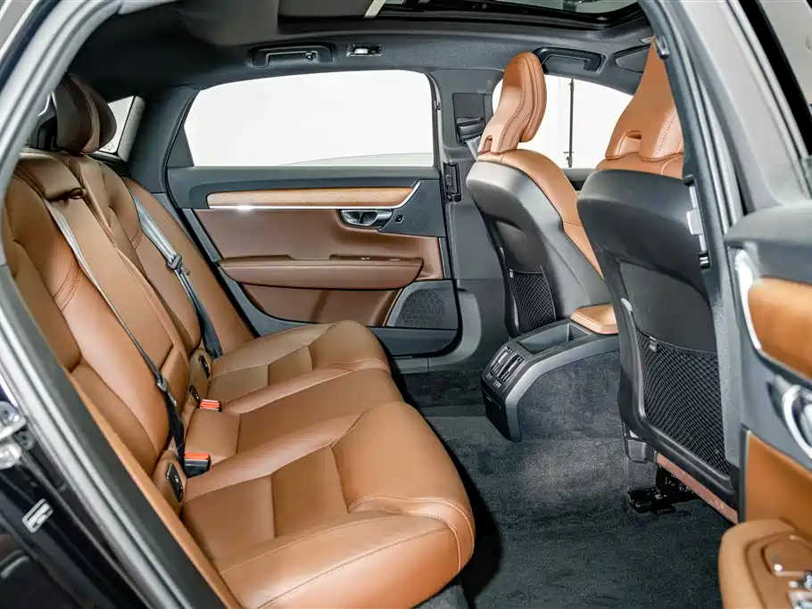 Volvo S90 2025 — фото 20
