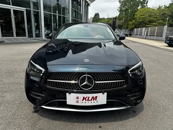 Mercedes-Benz E-Class 2023