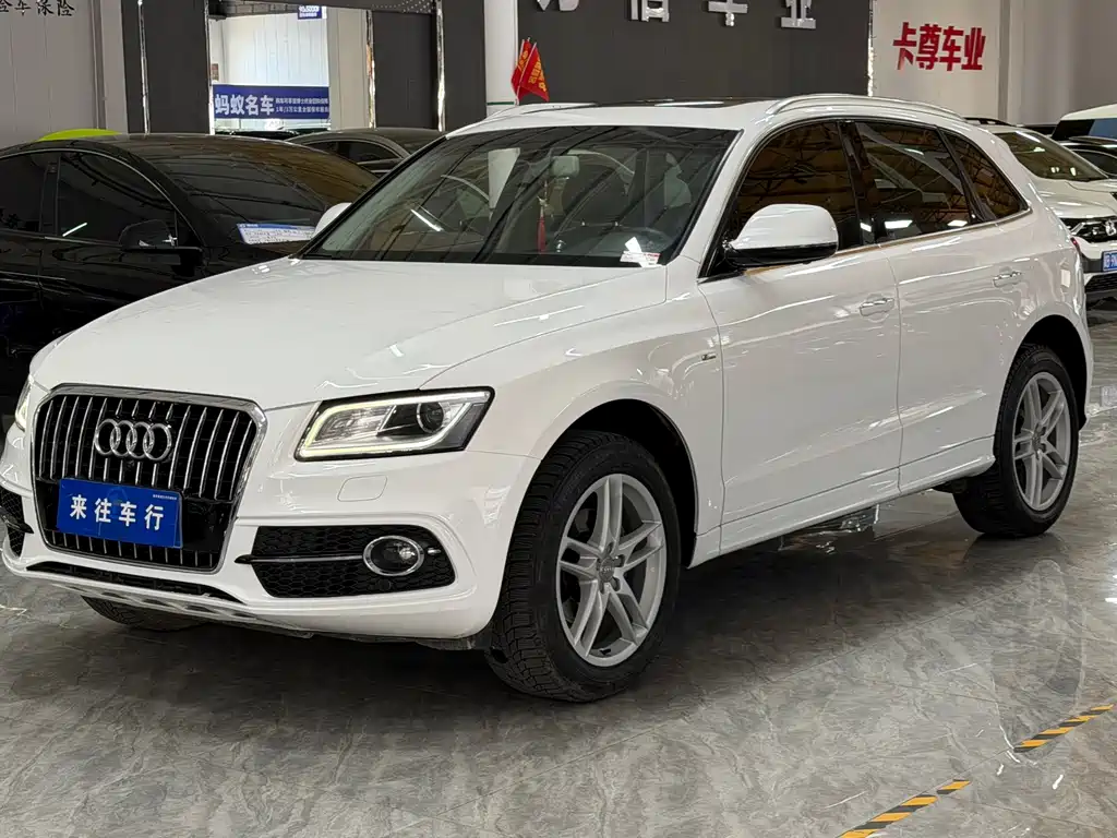 Audi Q5 2018 — фото 1