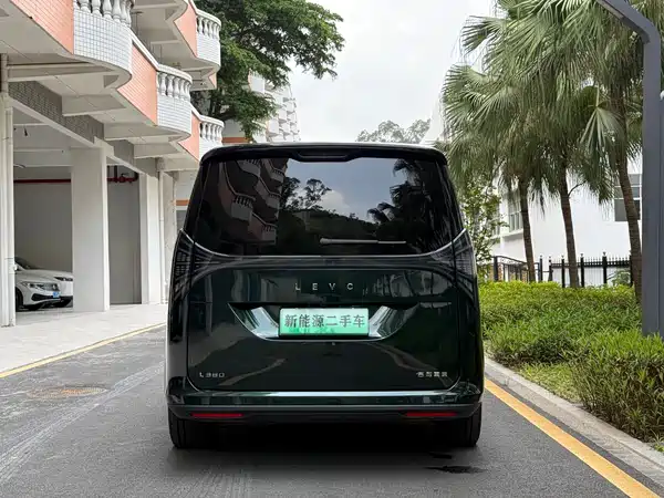 Geely Galaxy Yizhen L380 2025