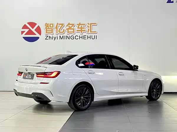 BMW 3 Series 2022