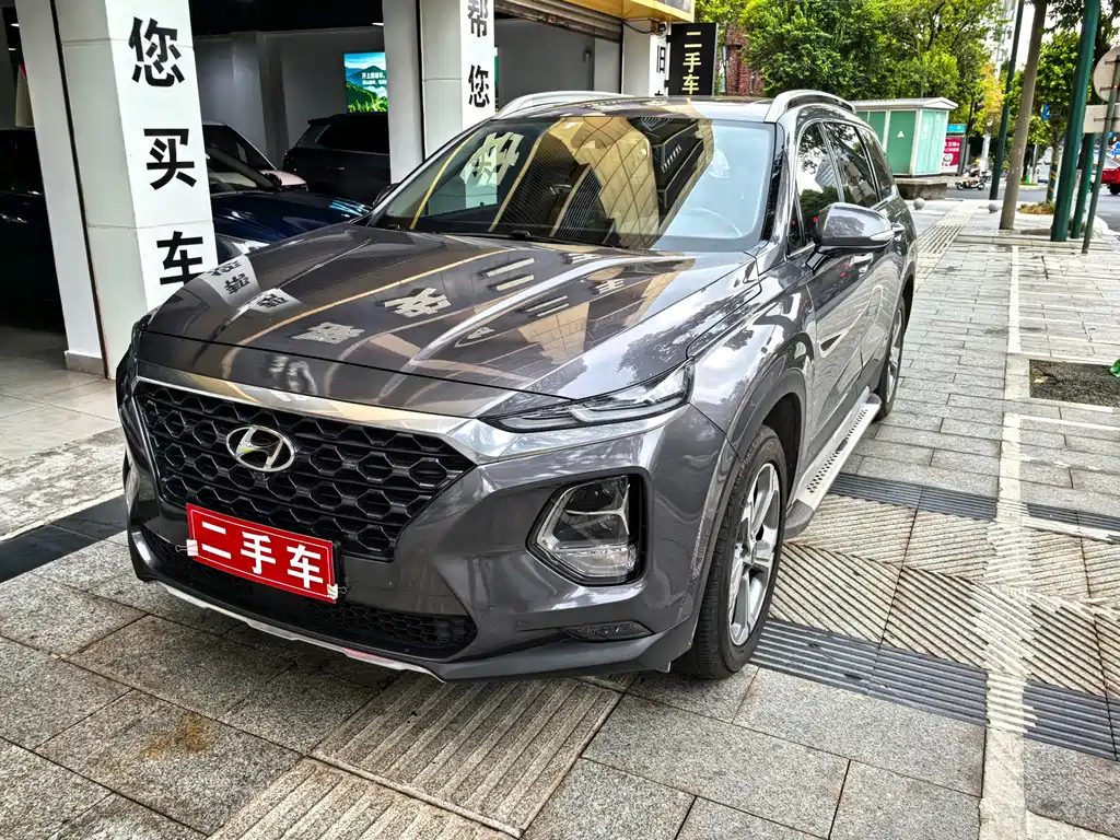Hyundai Santa Fe 2019 — фото 4